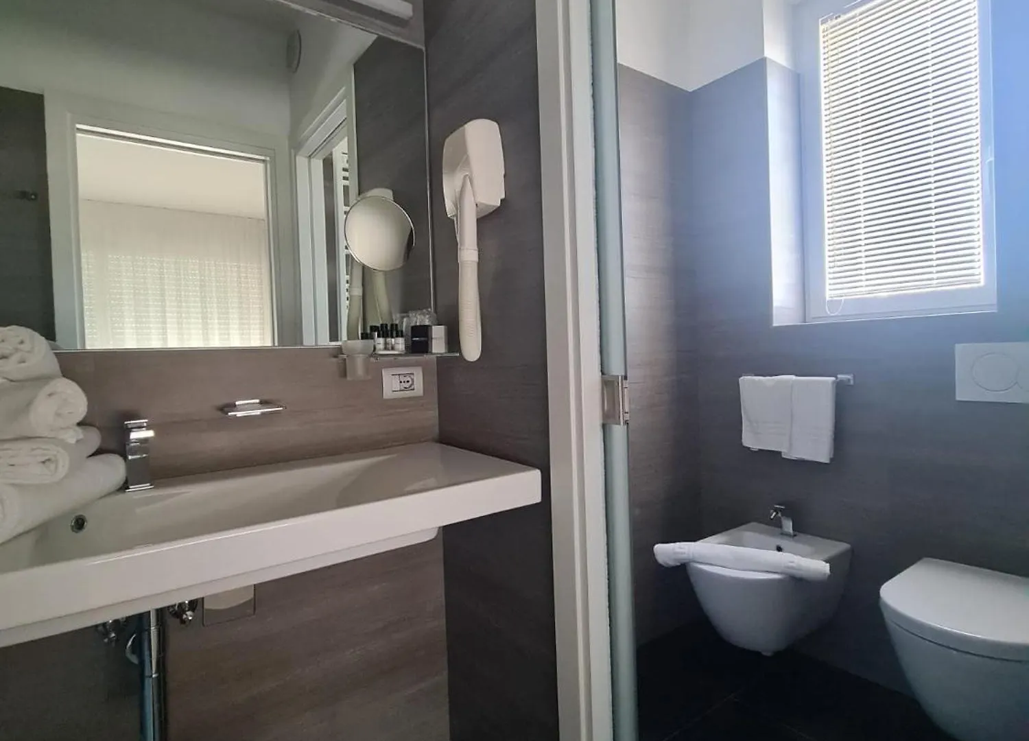 Hesperia Hotel & Residence Lido di Jesolo 4*,  Italia